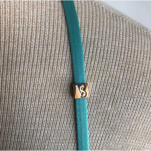 32C Victoria’s Secret Plunge Mermaid Bikini Top - Picture 8 of 12